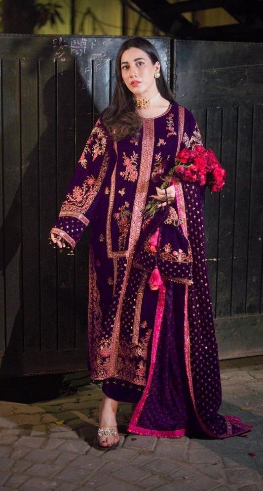 Valvet Embroided suit